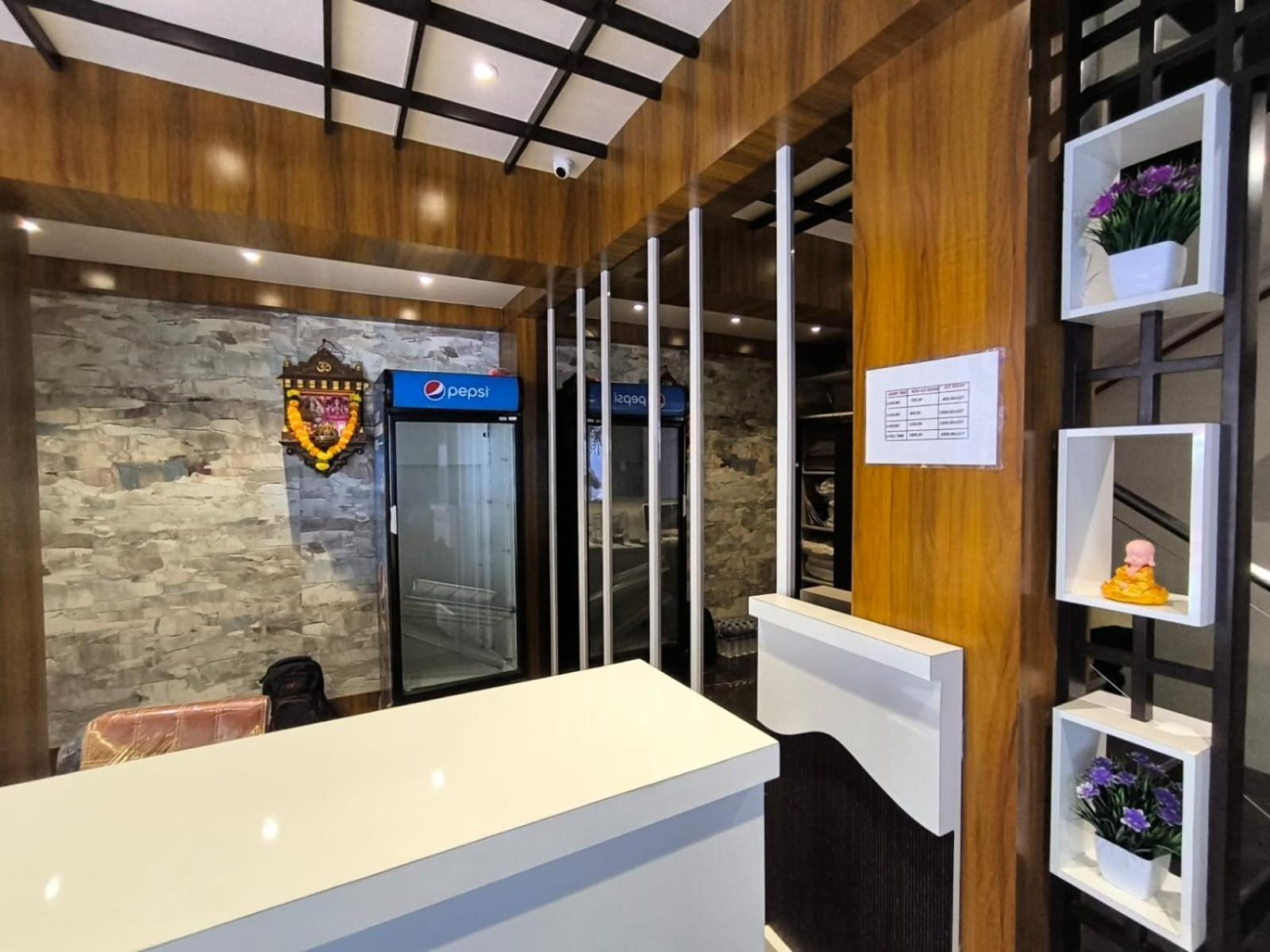 מלון נאווי מומבאי Sharan Residency מראה חיצוני תמונה